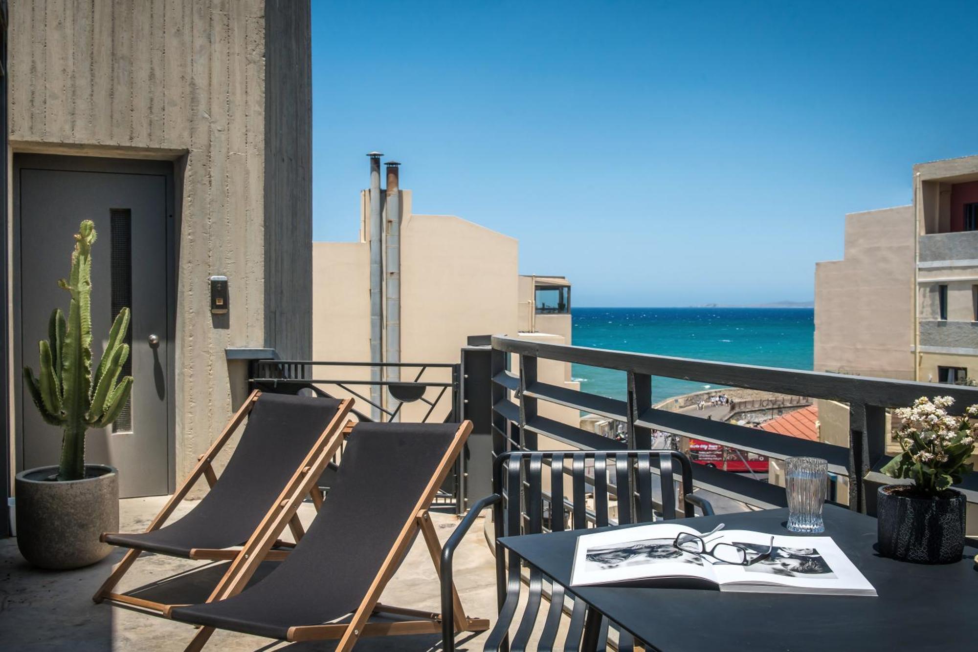 The Blossom Loft - City Center Apartment With Balcony Sea View Ираклио Екстериор снимка